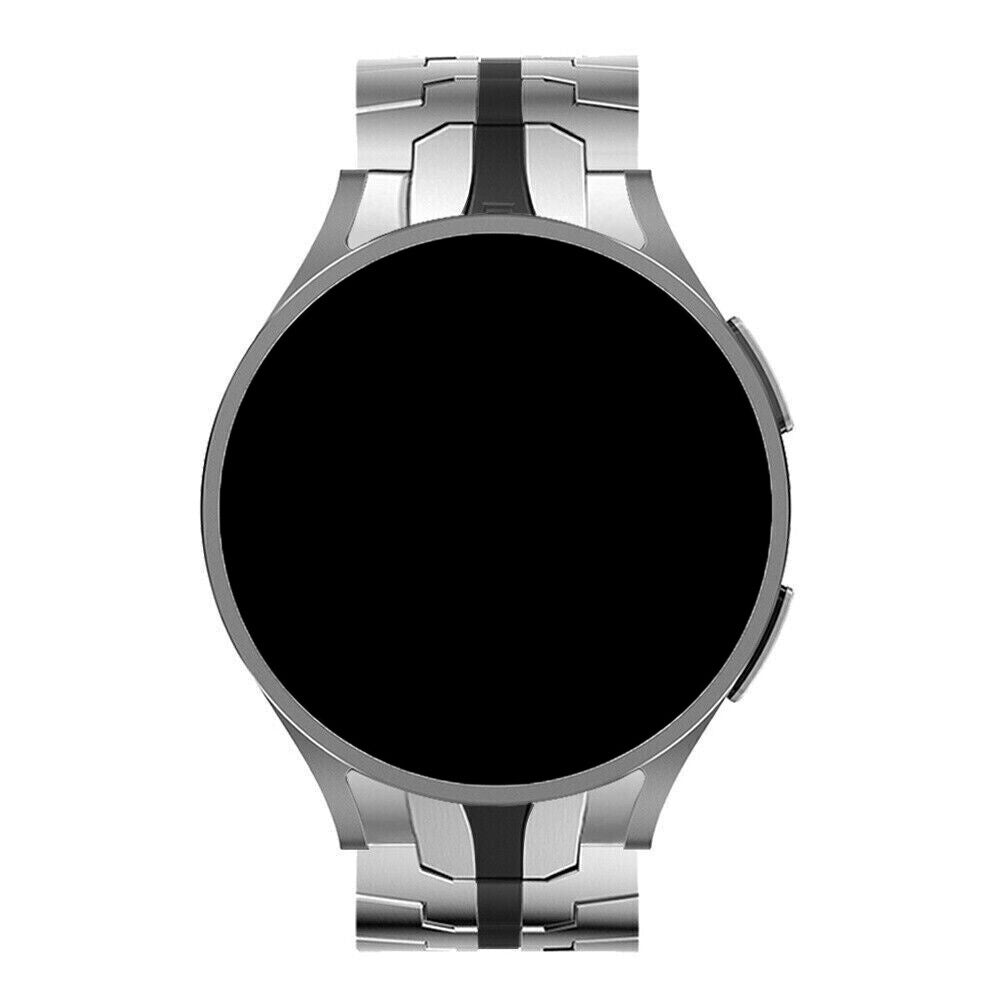 Eine silberne Smartwatch mit schwarzem Bildschirm und silbernem Armband. Das Armband hat schwarze Linien in der Mitte.
