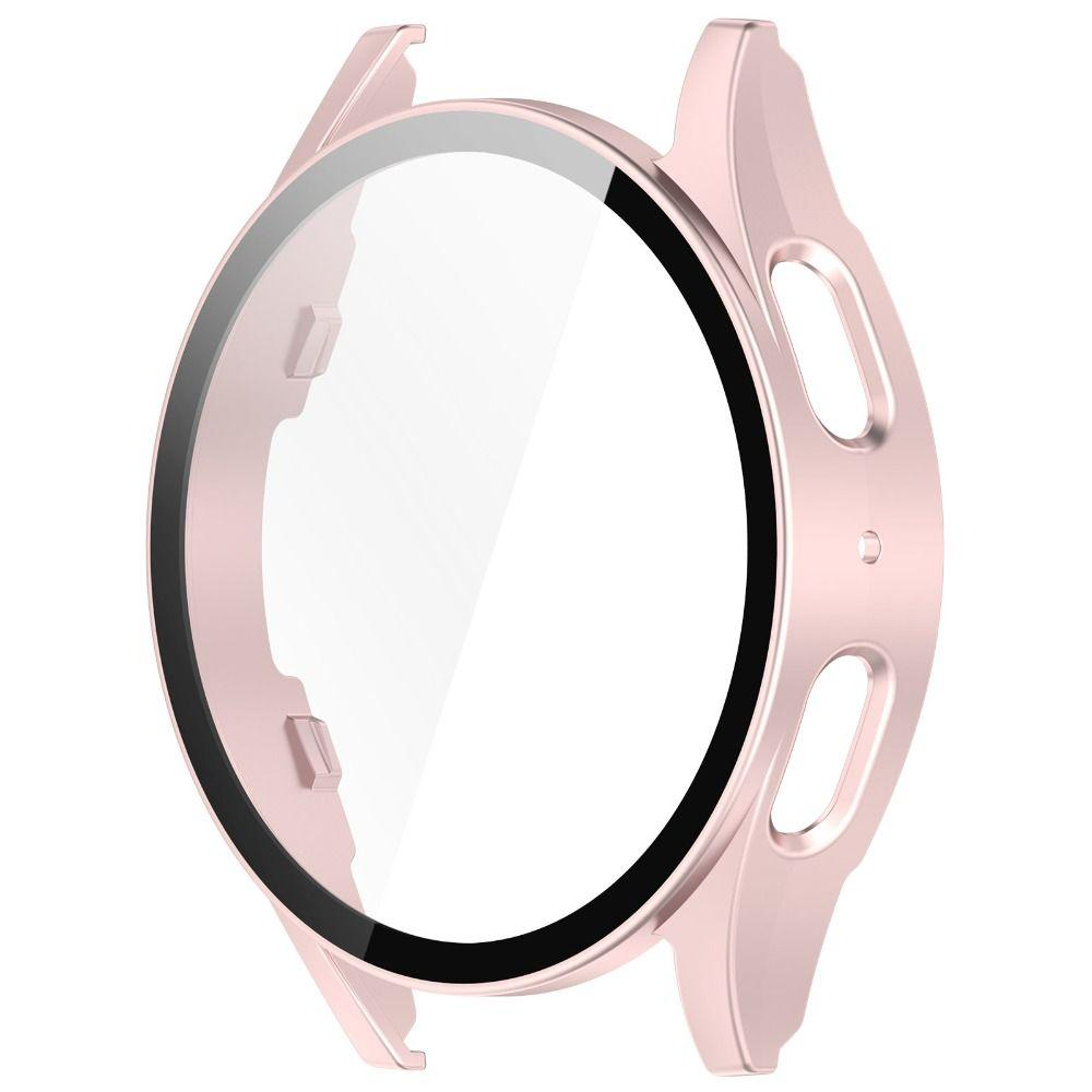 Ein roségoldenes Uhrengehäuse mit einem transparenten Bildschirmschutz. Das Gehäuse hat ein kreisförmiges Design mit schwarzem Rand.