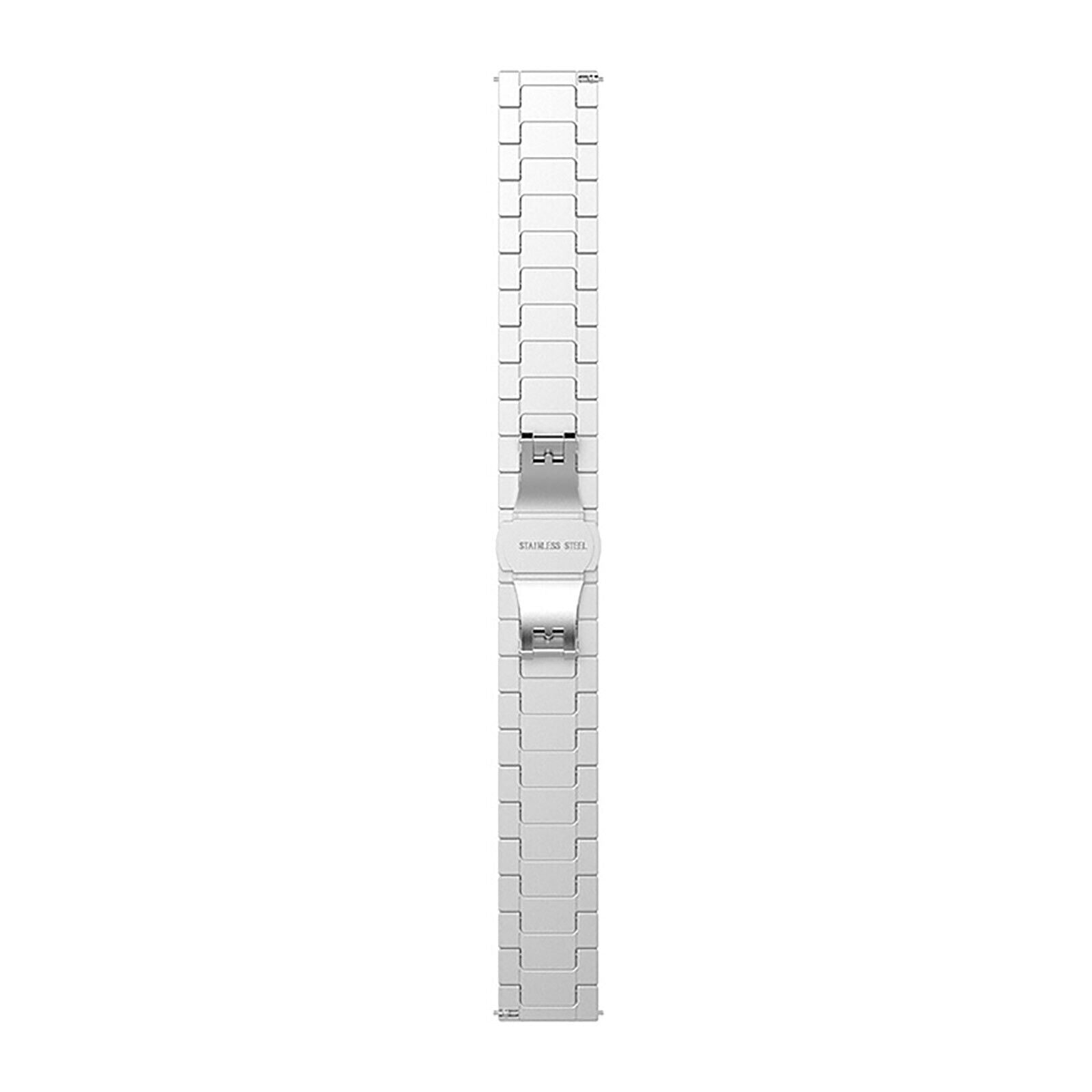 Ein silbernes Edelstahl-Uhrenarmband mit rechteckigen Gliedern. Der Verschluss trägt die Aufschrift 'STAINLESS STEEL'.