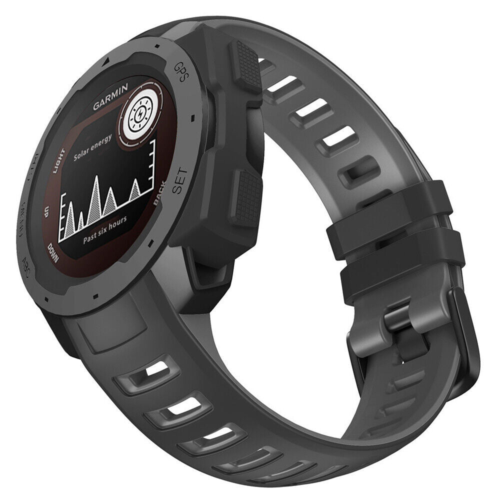Schwarze Garmin-Smartwatch mit Anzeige von Solarenergie und Daten der letzten sechs Stunden. Die Uhr hat ein graues Armband und Knöpfe.