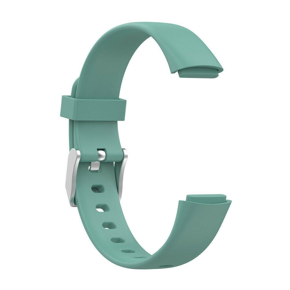 Ein hellgrünes Uhrenarmband mit silberner Schnalle. Das Armband ist gebogen und hat Löcher zur Anpassung. Der Hintergrund ist weiß.