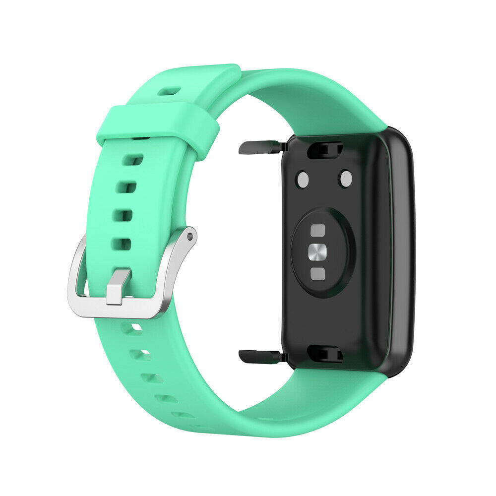 Ein mintgrünes Smartwatch-Armband mit einem schwarzen rechteckigen Sensor. Das Armband hat eine silberne Schnalle.