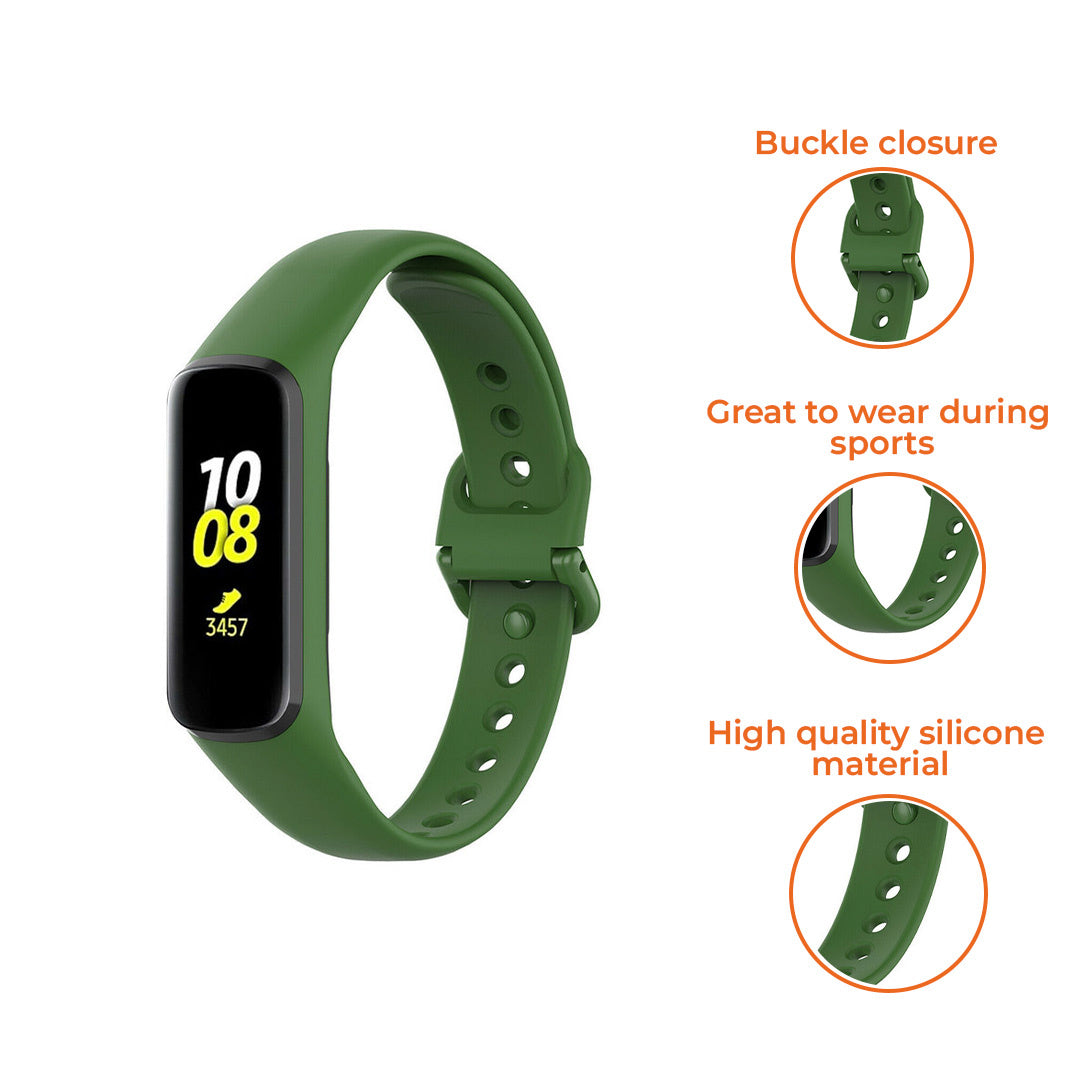 Grüner Fitness-Tracker mit Anzeige von Zeit und Schritten. Schnallenverschluss und Silikonmaterial. Ideal für Sport.