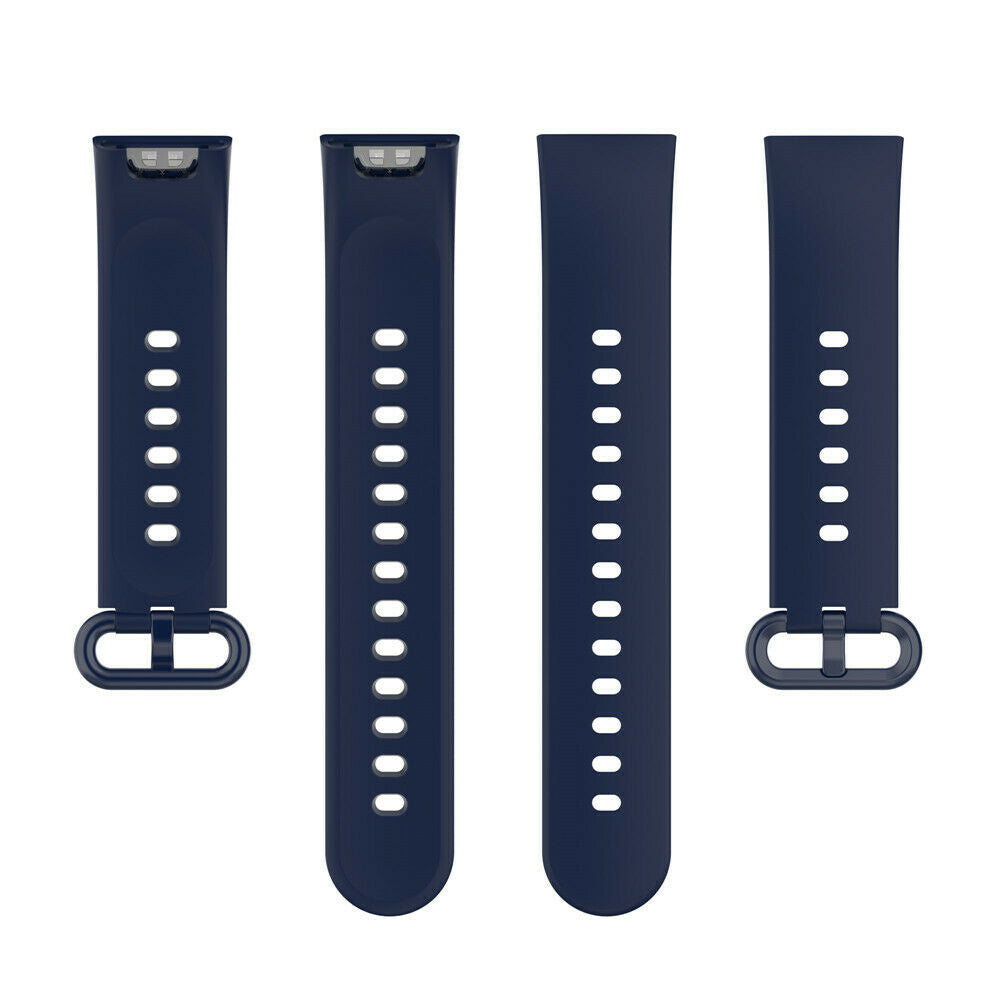 Vier marineblaue Uhrenarmbänder. Zwei haben Schnallen. Jeder Riemen hat mehrere Löcher zur Anpassung. Weißer Hintergrund.