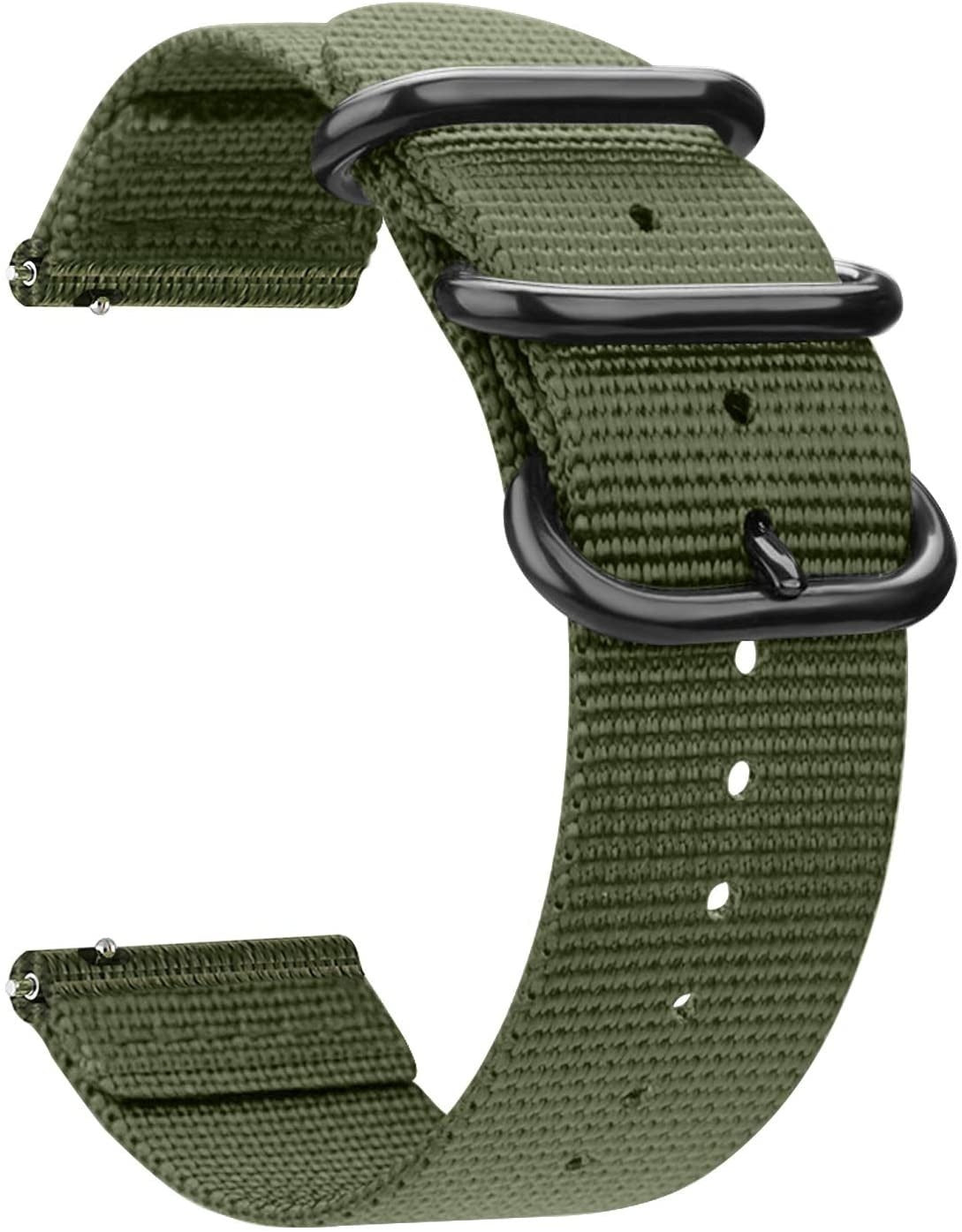 Ein olivgrünes Uhrenarmband mit schwarzen Metallschlaufen und Schnalle. Das Armband besteht aus gewebtem Stoff. Der Hintergrund ist weiß.