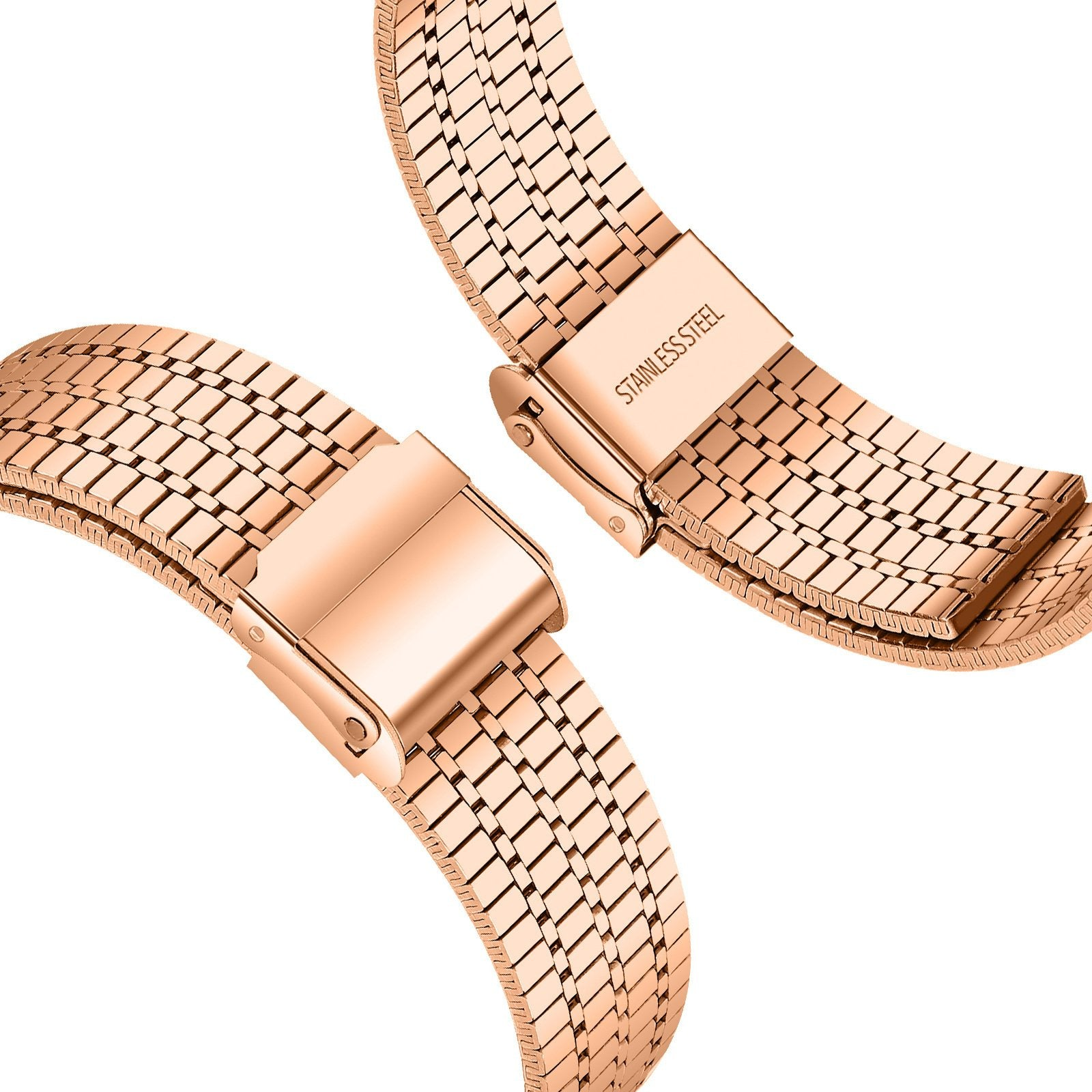 Nahaufnahme eines roségoldenen Uhrenarmbands. Edelstahl-Verschluss, verbunden mit einem Armband im Mesh-Stil. Weißer Hintergrund.