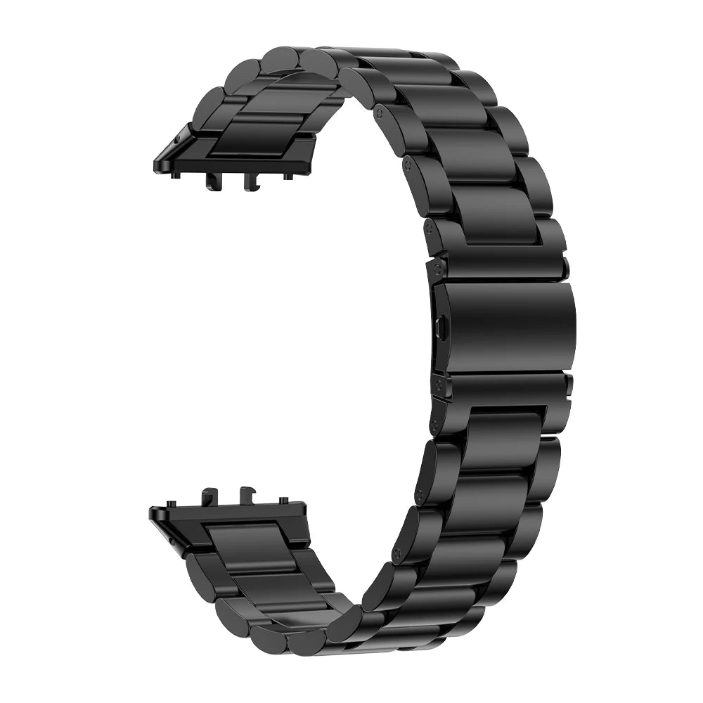 Ein schwarzes Uhrenarmband wird vor einem weißen Hintergrund gezeigt. Es besteht aus Metallgliedern und hat einen Verschluss und Aufsätze.