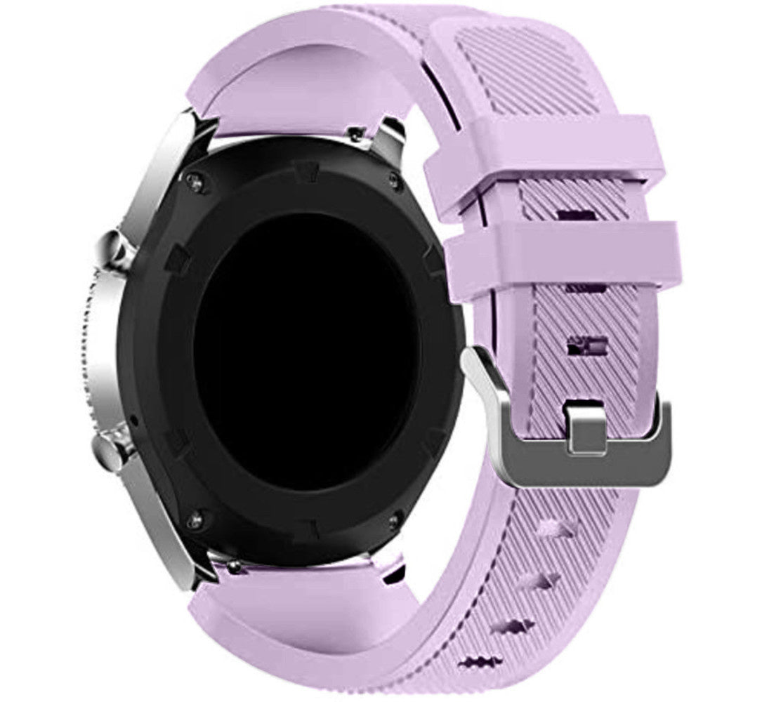 Eine lila Smartwatch mit schwarzem Bildschirm und silberner Lünette. Die Uhr hat ein lila Armband mit silberner Schnalle.