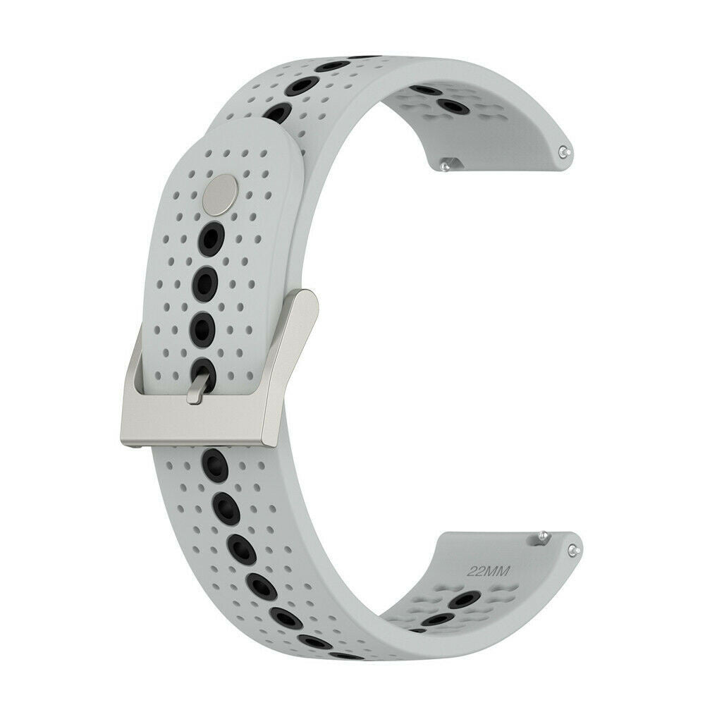 Ein hellgraues Smartwatch-Armband mit schwarzen perforierten Löchern und einer silbernen Schnalle. Es ist gebogen und hat 22MM aufgedruckt.