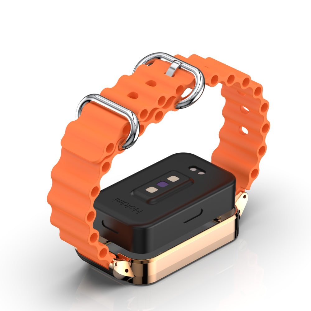 Eine orangefarbene Smartwatch mit schwarzem Display und goldfarbenem Gehäuse. Das Armband ist orange mit silberner Schnalle.