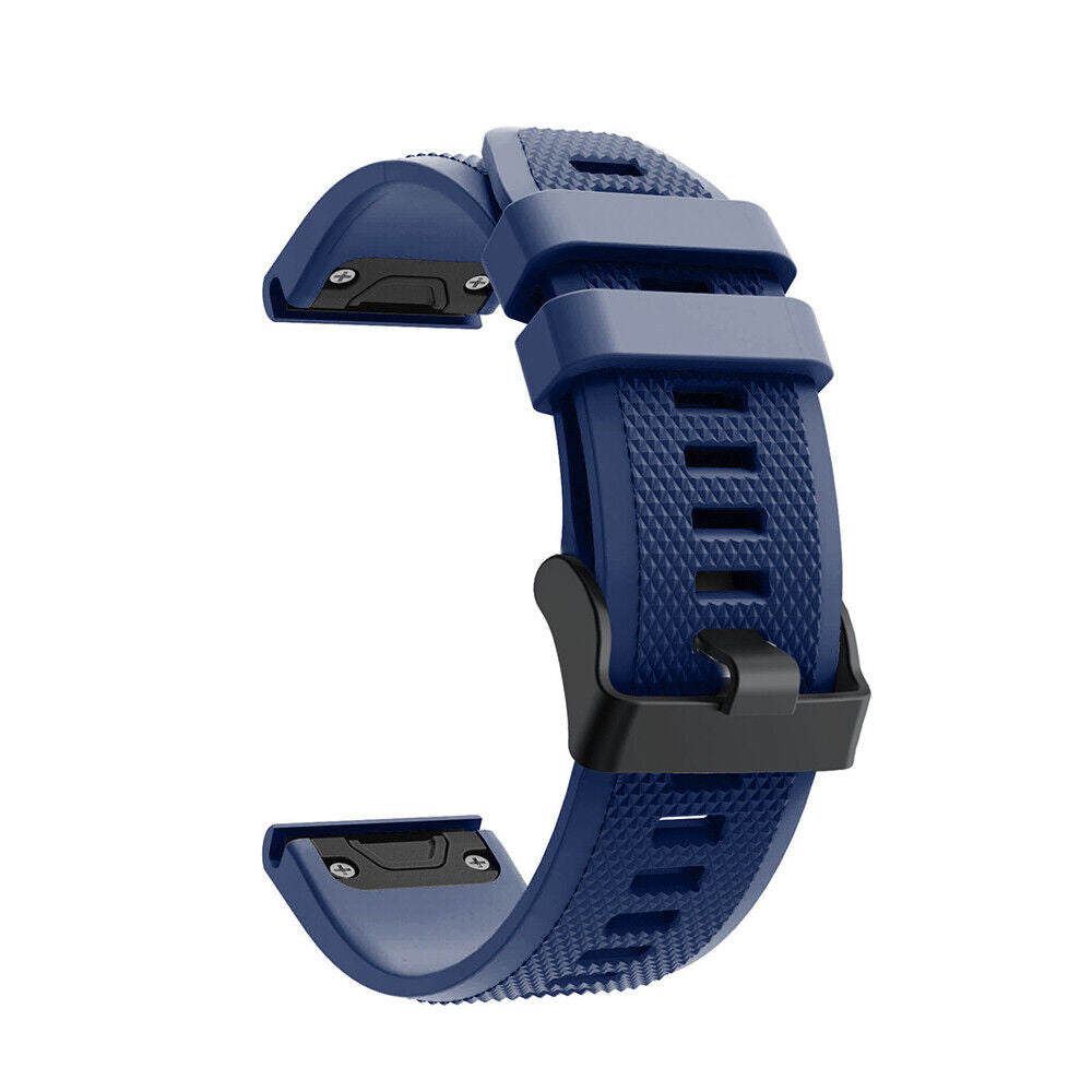 Ein marineblaues Uhrenarmband mit schwarzer Schnalle. Das Armband hat eine strukturierte Oberfläche und ist gebogen.