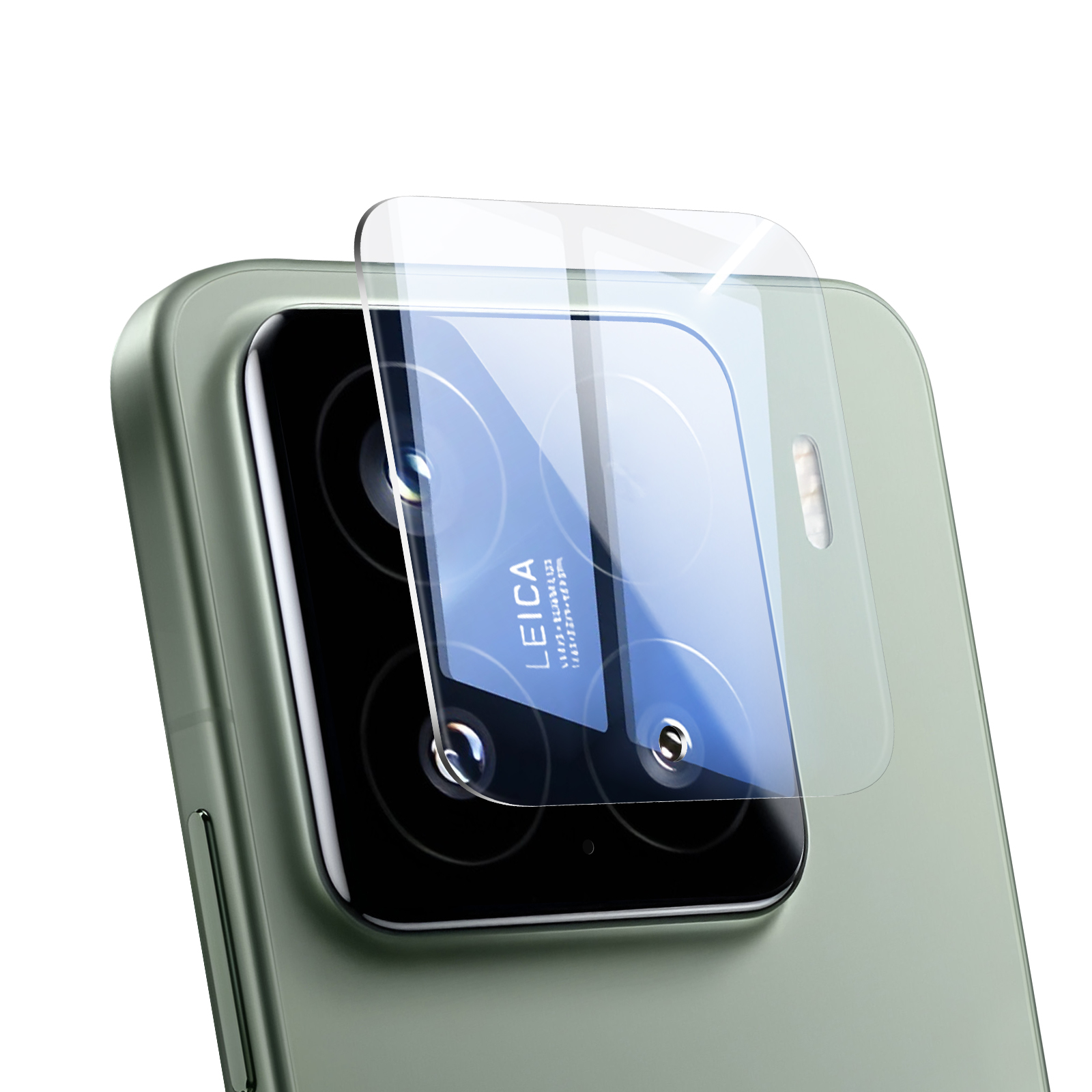 Primo piano del modulo fotocamera di uno smartphone verde con protezione schermo. Marchio Leica.