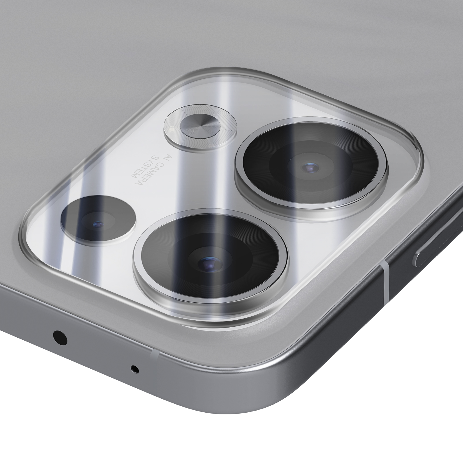 Primo piano del modulo fotocamera di uno smartphone argentato. Ha più lenti, un flash e la scritta 'AI CAMERA SYSTEM'.