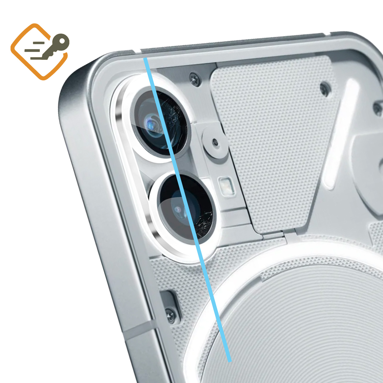Primo piano del modulo fotocamera di un telefono. Design argento e bianco con doppia lente. Una linea blu nell'immagine.