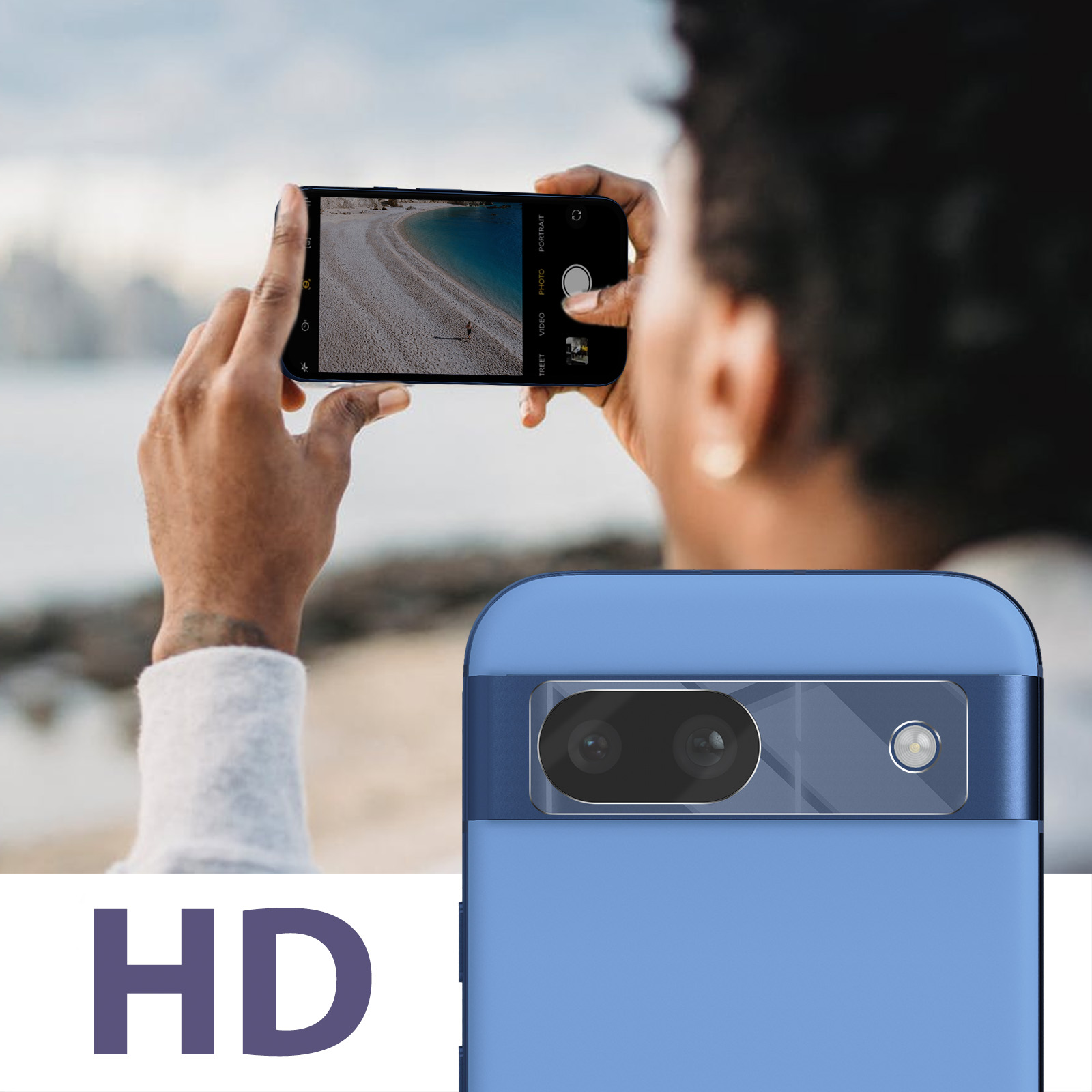 Persona che scatta foto alla spiaggia con il telefono. Custodia del telefono in primo piano con testo HD.