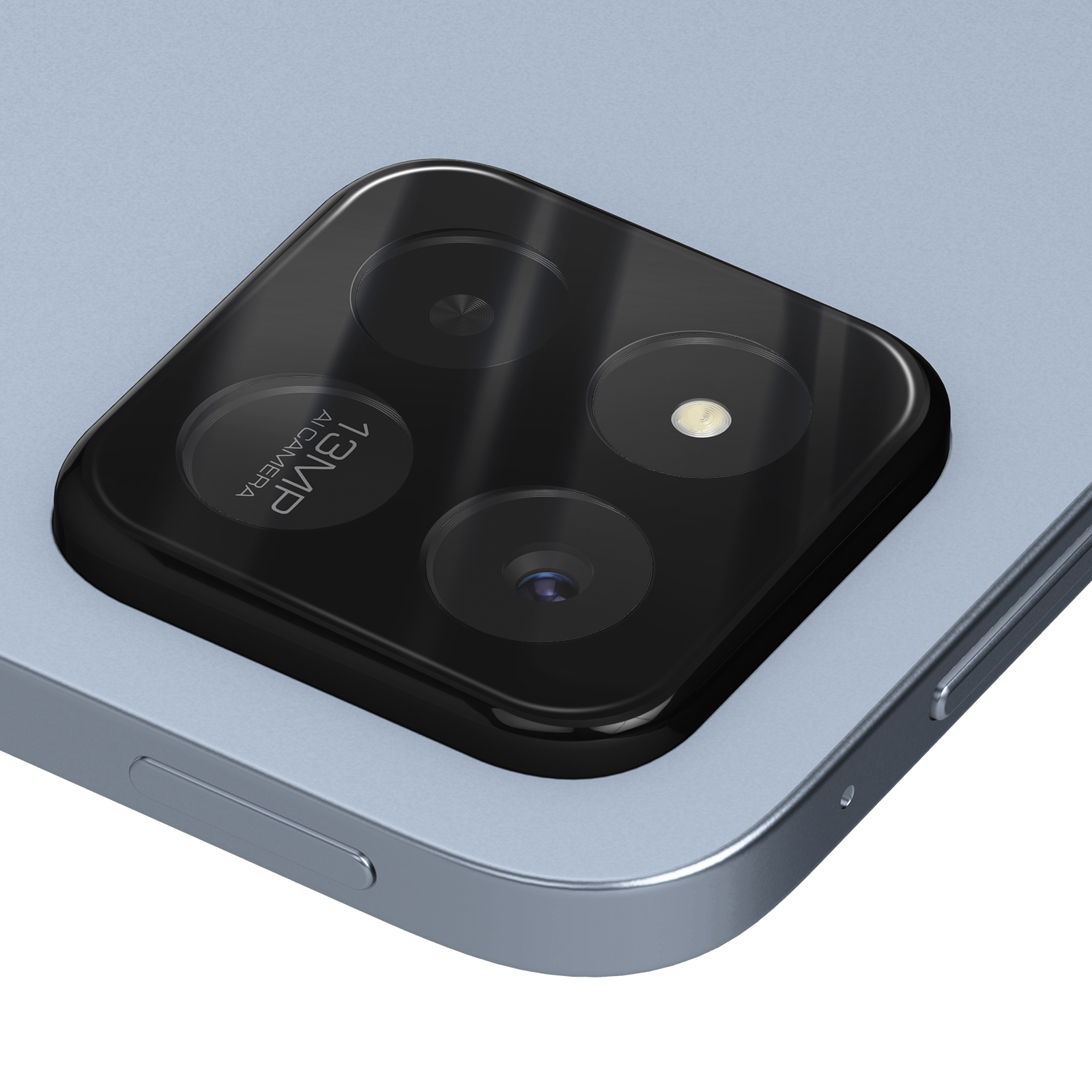 Primo piano del modulo fotocamera di un telefono. Ha tre obiettivi e dice 13MP AI CAMERA. Il telefono è blu.