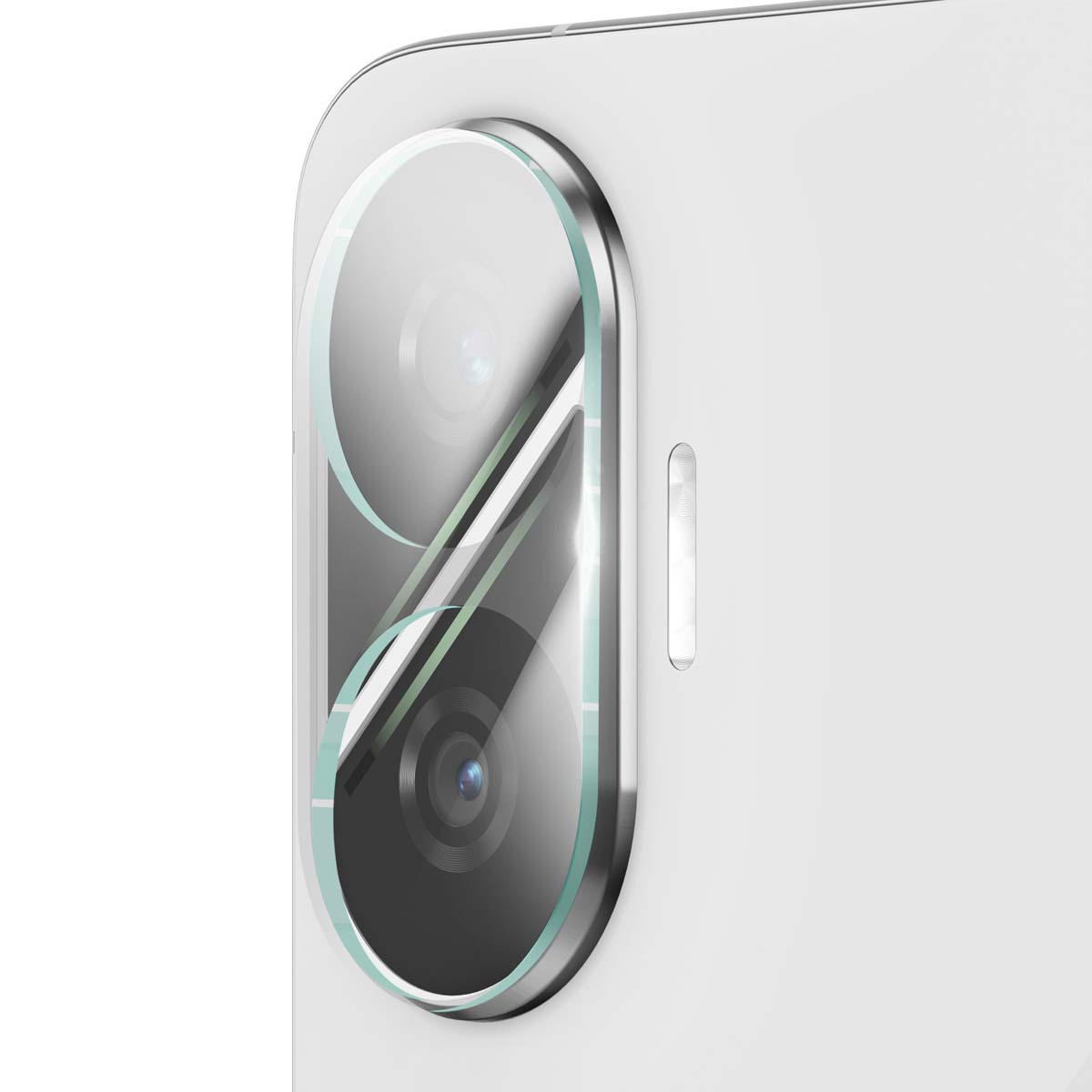 Primo piano del modulo fotocamera di un telefono. Ha un bordo metallico e una lente in vetro. Il telefono è bianco.