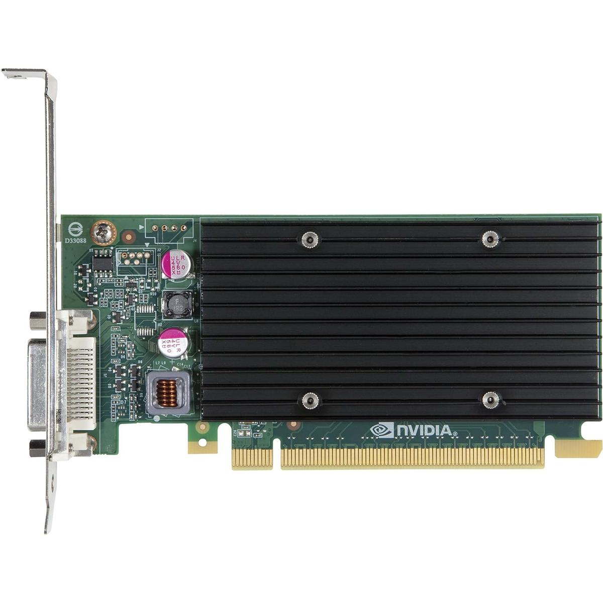 Un circuito stampato verde con dissipatore di calore nero, vari componenti elettronici e un logo NVIDIA.