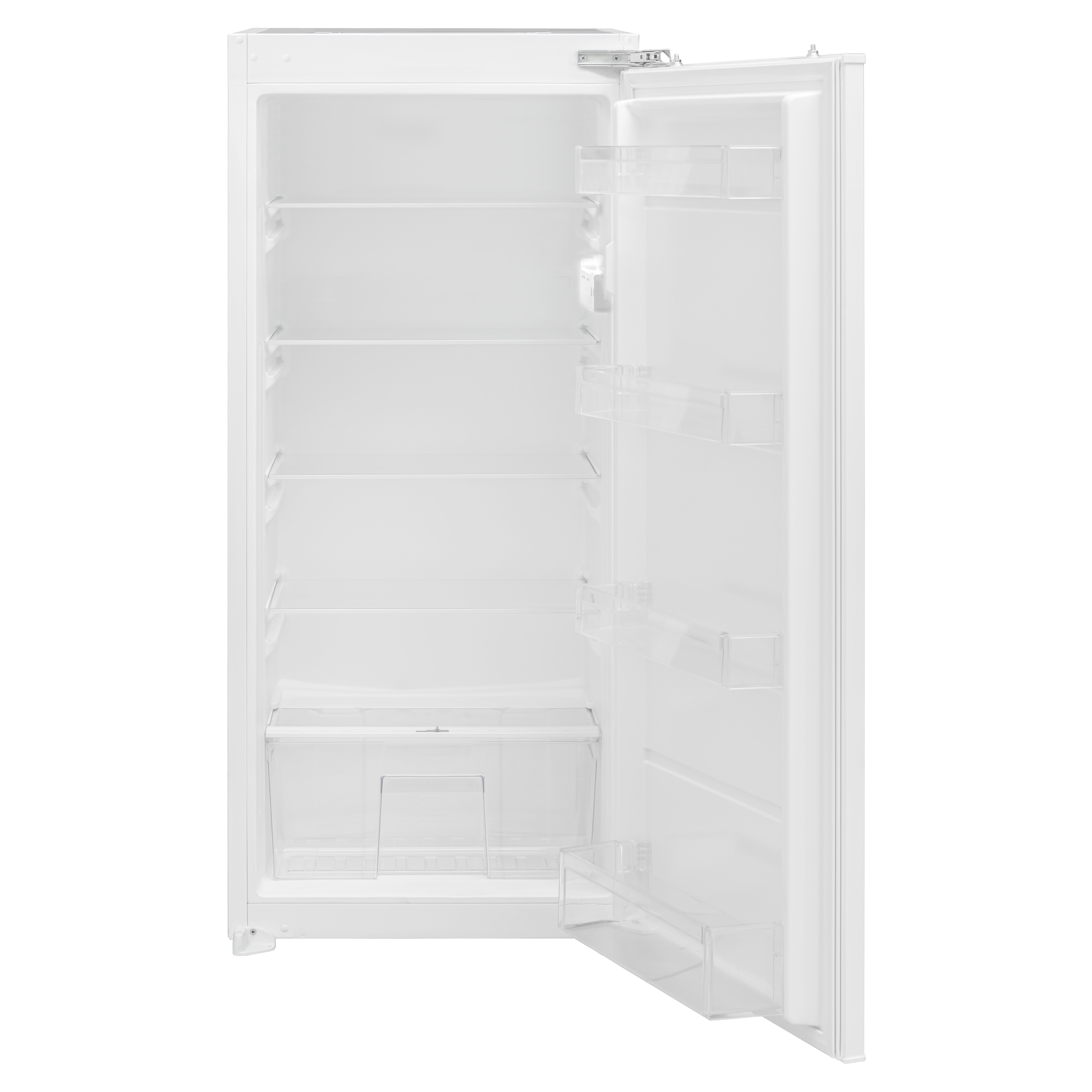 Een open witte koelkast. Binnenin zijn verschillende planken en deurvakken zichtbaar. De deur staat open en onthult het interieur.