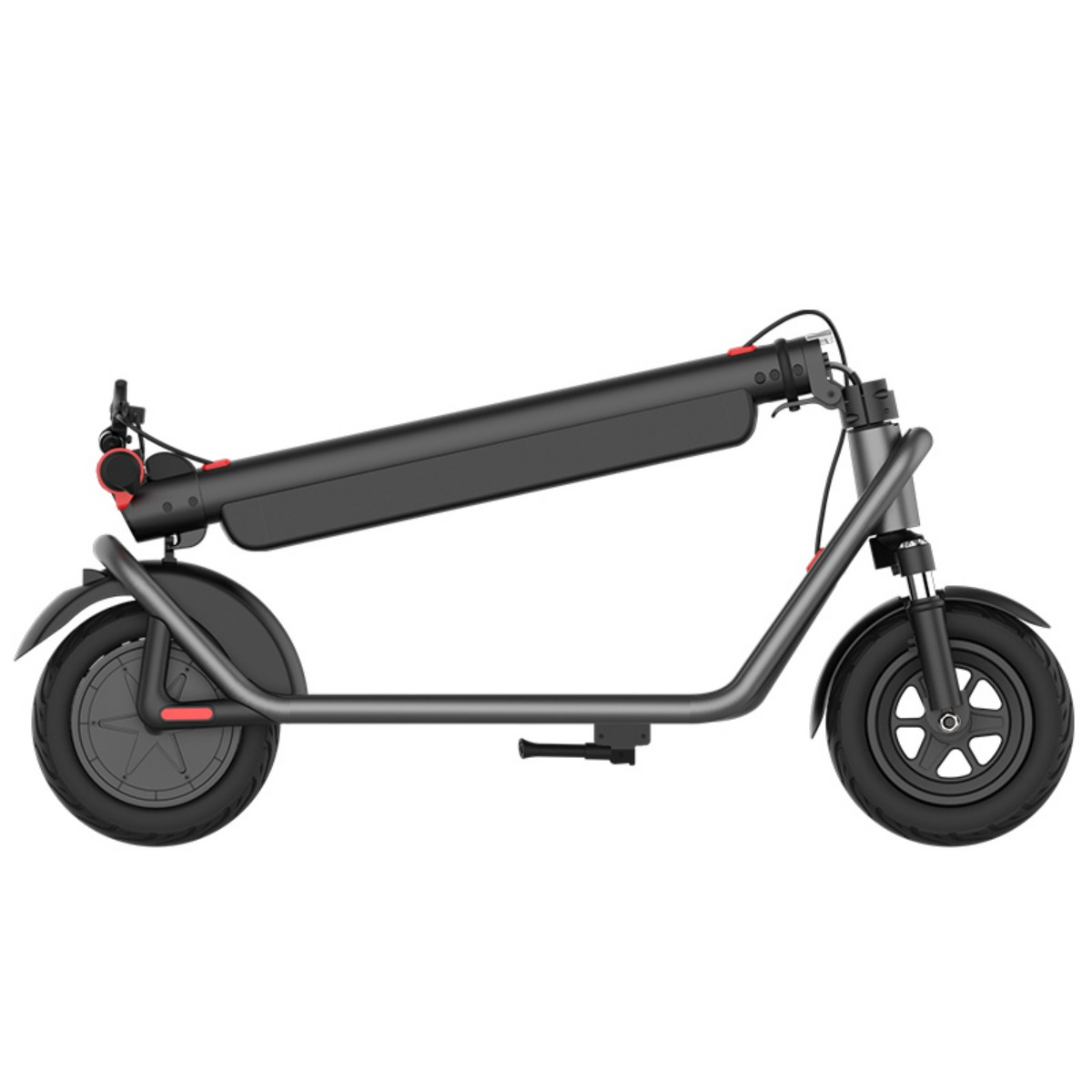 Czarno-szara hulajnoga elektryczna na białym tle. Hulajnoga jest ustawiona pod kątem, pokazując koła i kierownicę.