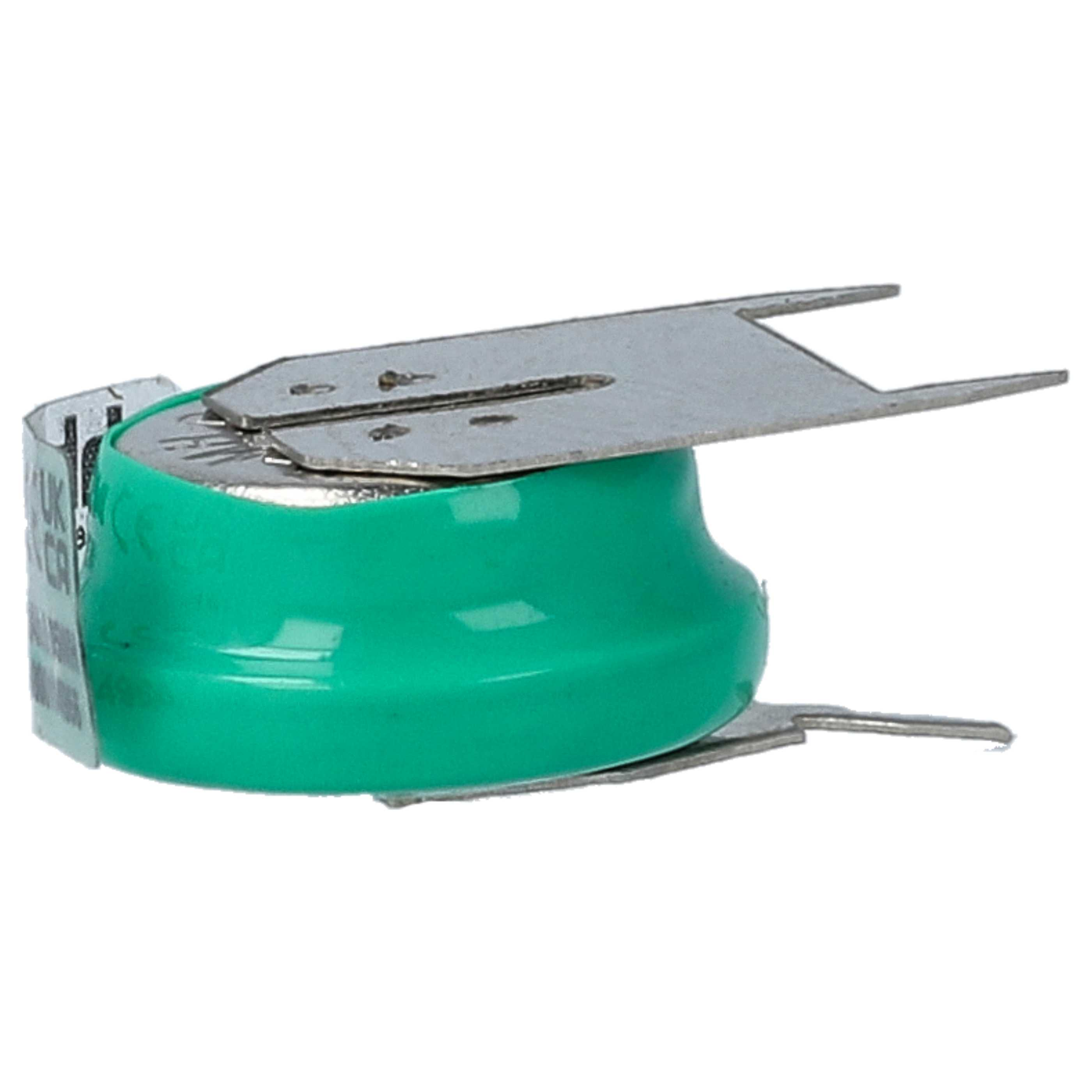 Eine grüne Batterie mit Metalllaschen auf weißem Grund. Die Batterie hat eine grüne Hülle. Die Laschen sind silberfarben.
