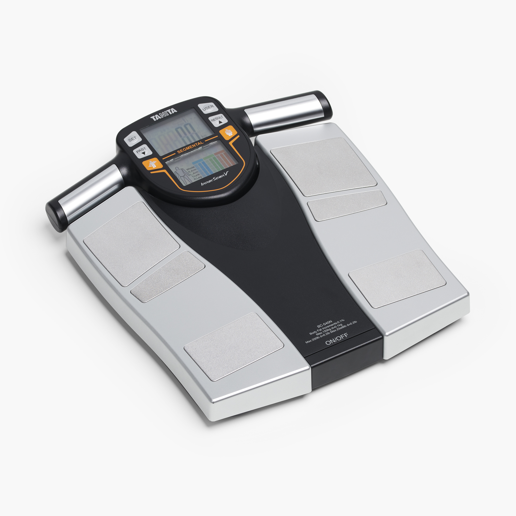 Waga do analizy składu ciała Tanita. Czarno-srebrny design. Wyświetlacz pokazuje odczyty. Przycisk włącz/wyłącz na dole.