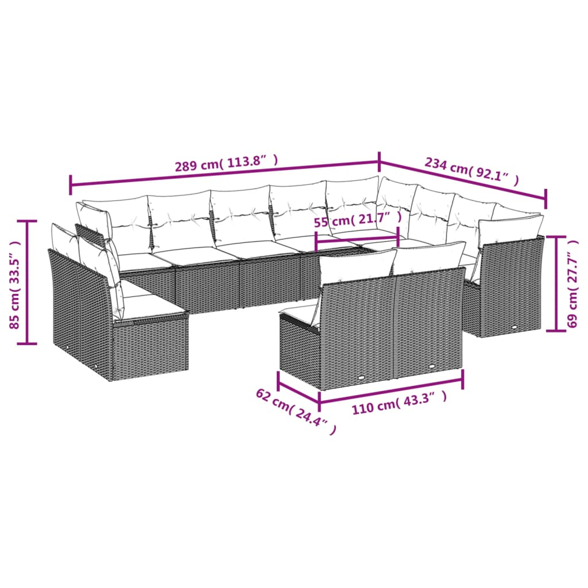 Ein Outdoor-Ecksofa mit beschrifteten Abmessungen. Es umfasst Kissen und Armlehnen sowie einen niedrigen Couchtisch, alles in neutraler Farbe.