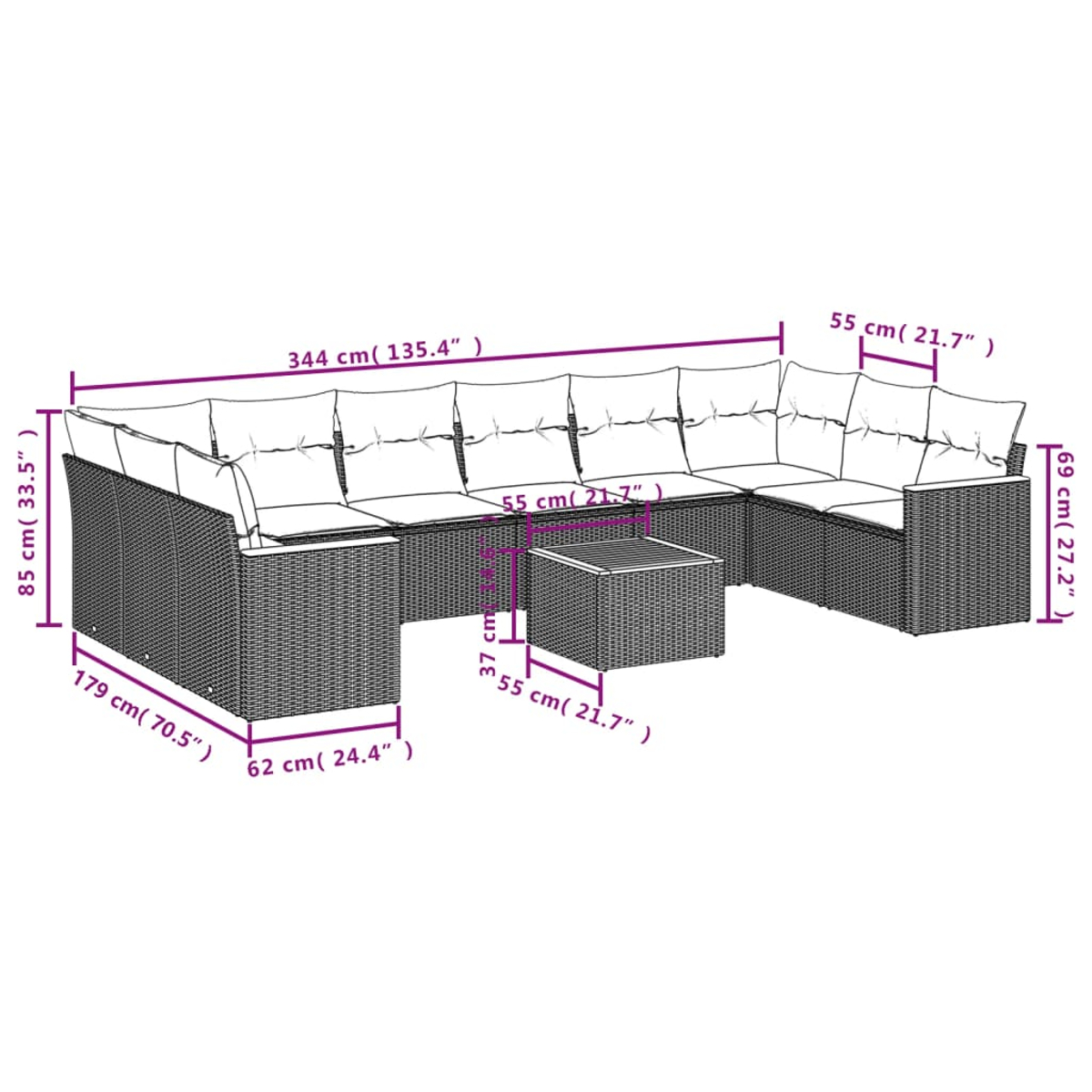 Ein Outdoor-Ecksofa mit beschrifteten Abmessungen. Inklusive Couchtisch. Das Sofa ist dunkelgrau gewebt mit weißen Kissen.