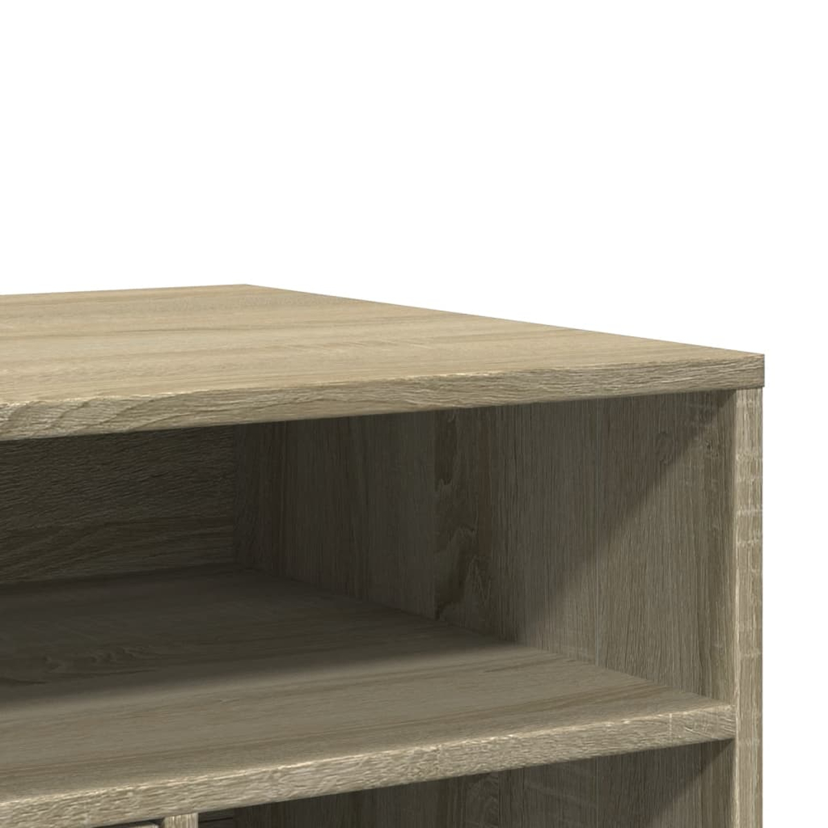 Nahaufnahme eines Holzschranks. Die Oberseite und die Seite sind sichtbar. Im Inneren befinden sich Regale. Das Holz hat eine hellbraune Farbe.