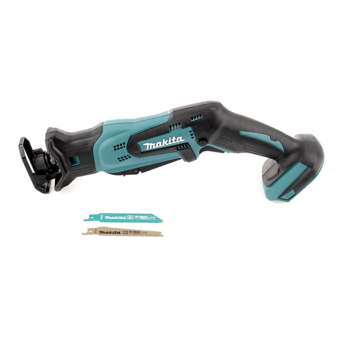 Eine Makita Säbelsäge mit zwei Sägeblättern. Die Säge ist teal und schwarz, die Klingen sind teal und beige auf weißem Hintergrund.