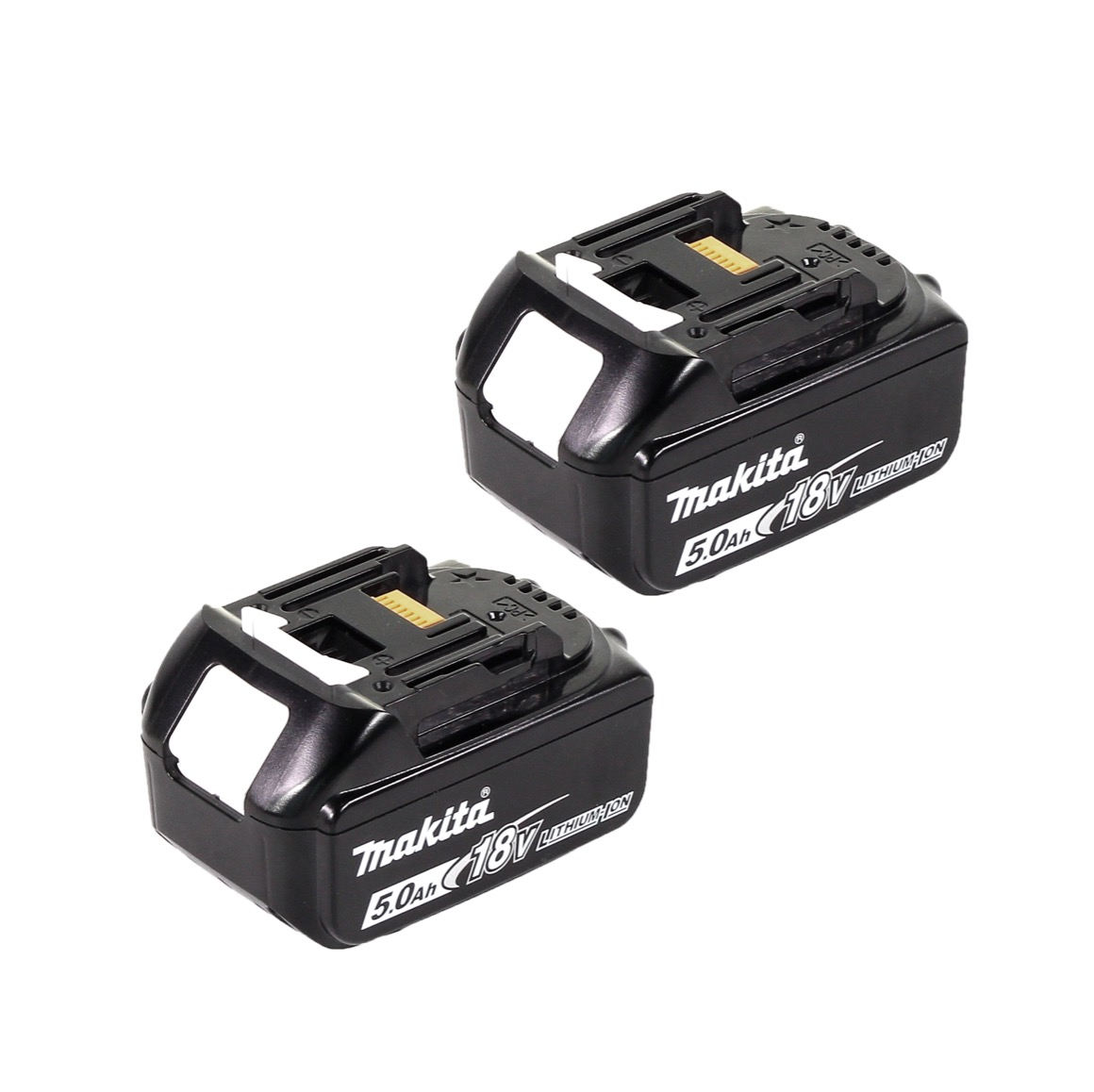 Zwei schwarze Makita 18V 5.0Ah Lithium-Ionen-Akkus auf weißem Hintergrund. Die Akkus sind zum Betrachter hin abgewinkelt.