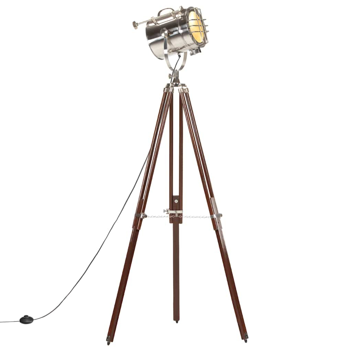 Eine Vintage-Stil-Spotlight-Lampe mit einem metallischen Kopf und einem Holzstativsockel steht vor einem weißen Hintergrund. Ein schwarzes Netzkabel ist sichtbar.