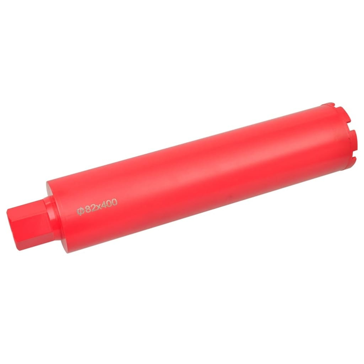 Ein roter Kernbohrer mit sechseckiger Basis und dem Text "ø82x400". Er ist auf weißem Hintergrund isoliert.