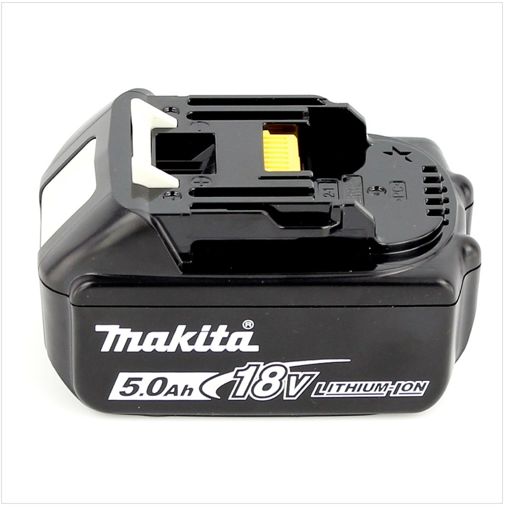 Schwarzer Makita 18V 5,0Ah Lithium-Ionen-Akku. Mit weißen Akzenten und einer gelben Komponente oben. Weißer Hintergrund.