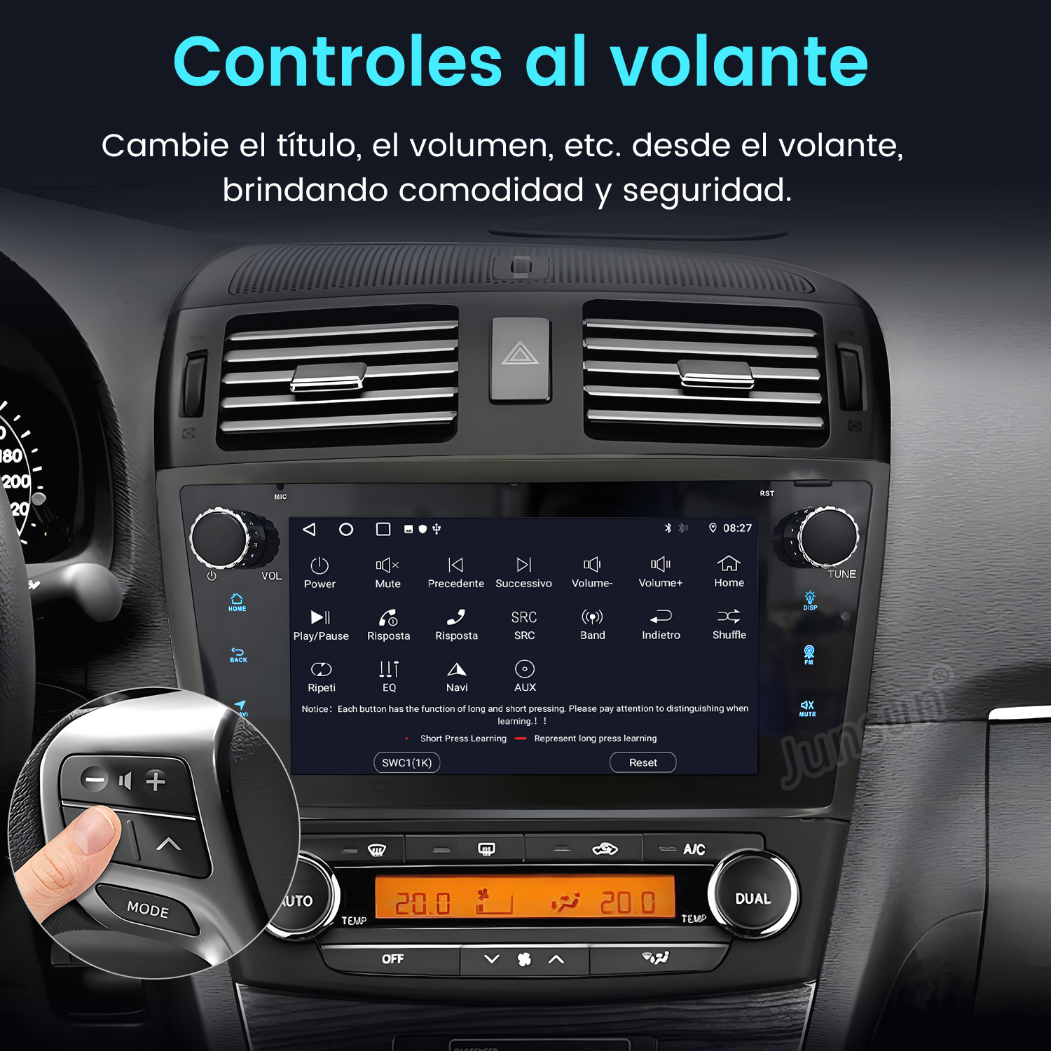 Panel de instrumentos del coche con controles. Una mano pulsa botones en un control del volante. Pantalla muestra temperatura e info.