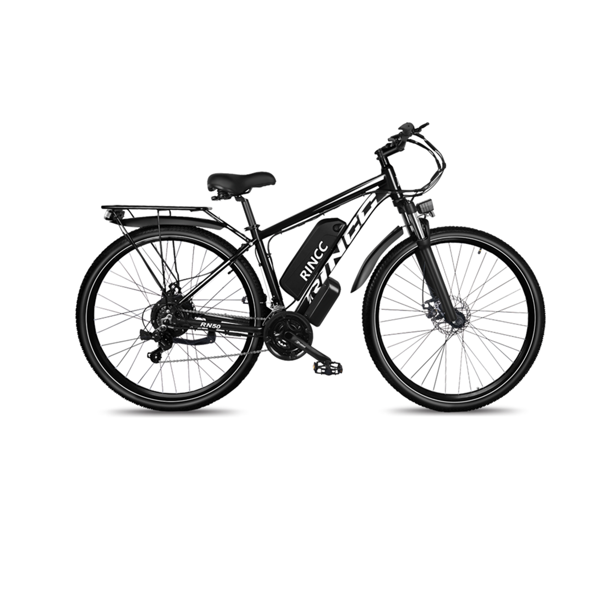Czarny rower elektryczny Rincc na białym tle. Posiada akumulator, bagażnik i czarne opony. Widoczna jest nazwa marki.