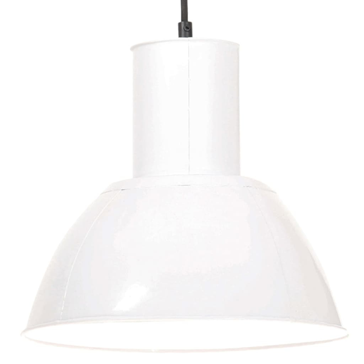 Eine weiße, kuppelförmige Pendelleuchte hängt an einem schwarzen Kabel vor weißem Hintergrund. Die Lampe ist sauber und modern gestaltet.