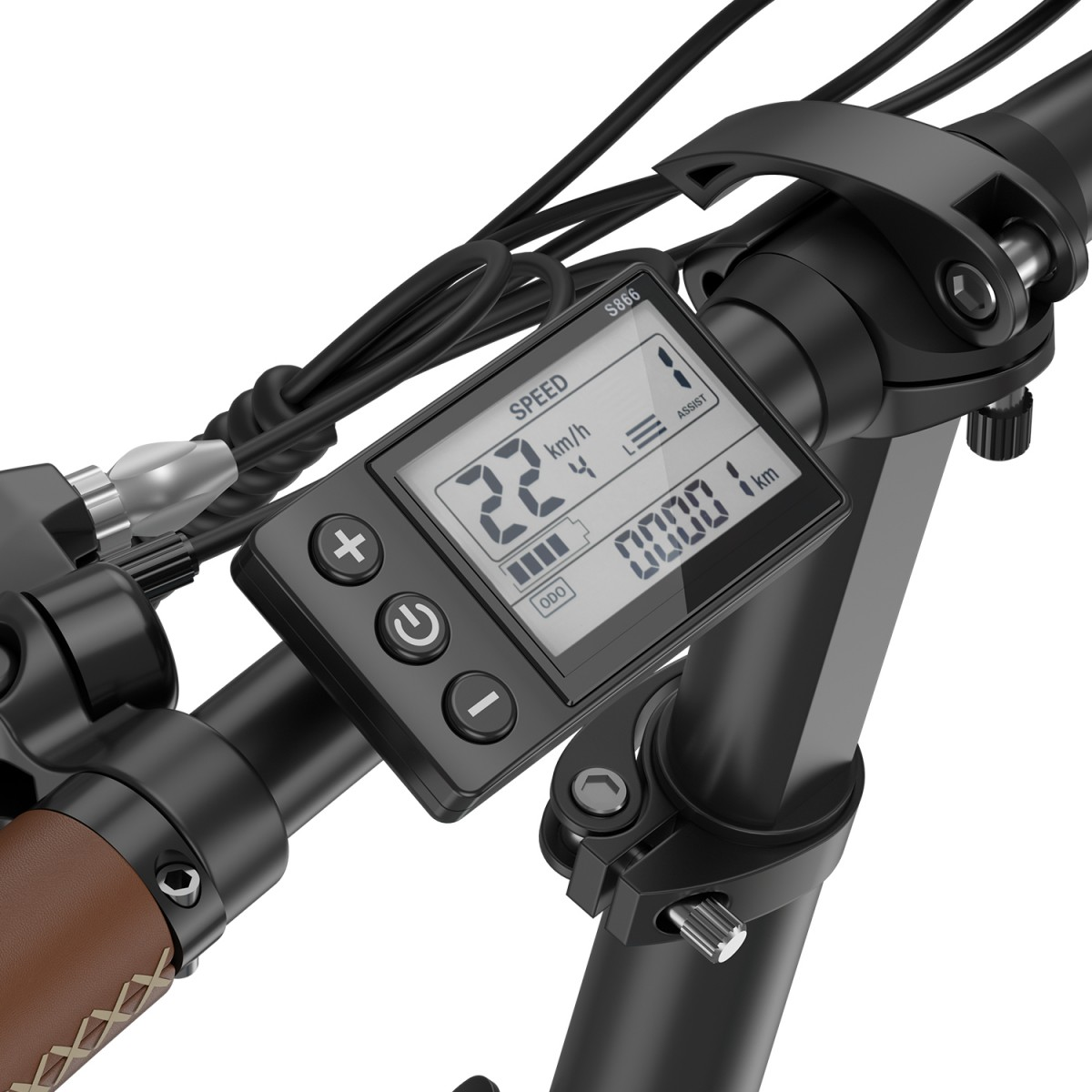 Zbliżenie kierownicy roweru elektrycznego. Wyświetlacz pokazuje 22 km/h, poziom naładowania baterii i inne dane. Widoczny brązowy skórzany uchwyt i czarna rama.
