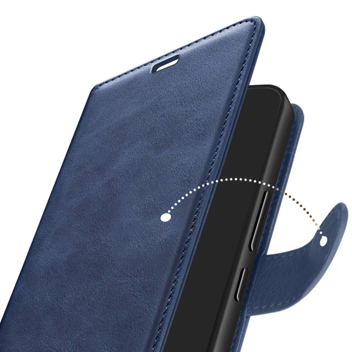 Una custodia per telefono in pelle blu è aperta, rivelando un telefono nero. La custodia ha cuciture e una chiusura magnetica.