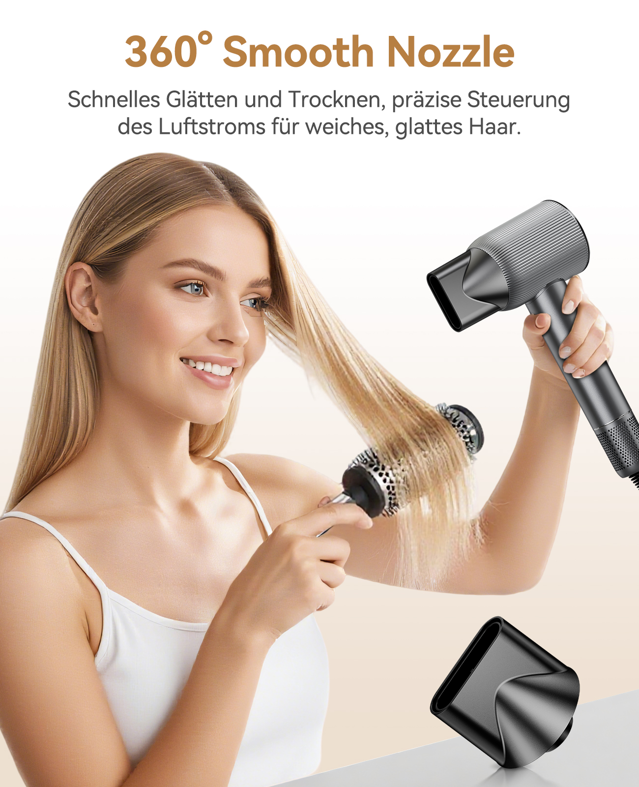 Eine Frau benutzt einen Haartrockner und eine Bürste. Das Haar wird frisiert. Der Hintergrund ist hellbraun.