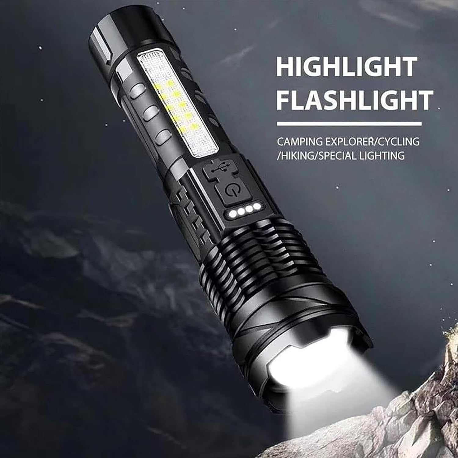 Schwarze Taschenlampe, die helles Licht aussendet. Text lautet 'HIGHLIGHT FLASHLIGHT' mit Camping-/Wanderdetails. Dunkler, felsiger Hintergrund.