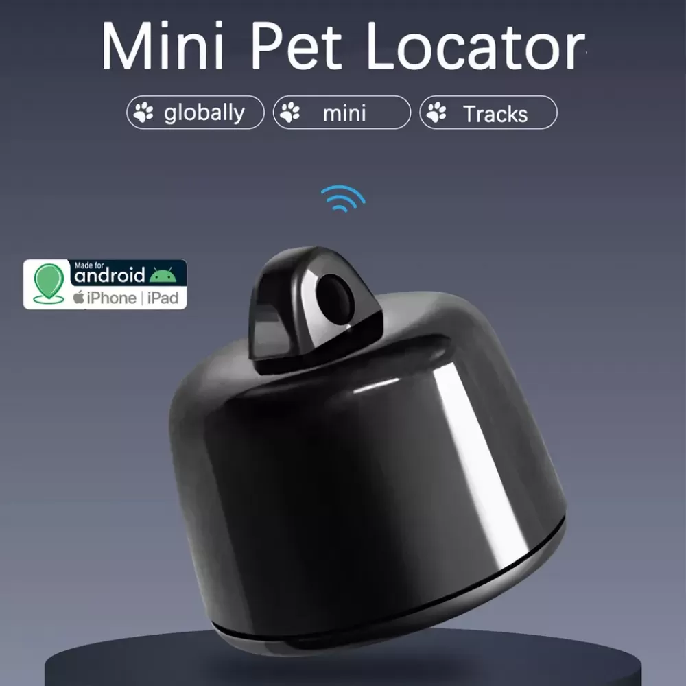 Ein schwarzer Mini-Haustier-Locator mit einem Ring. Der Hintergrund ist ein Farbverlauf von Dunkelblau nach Hellblau. Kompatibel mit Android, iPhone und iPad.