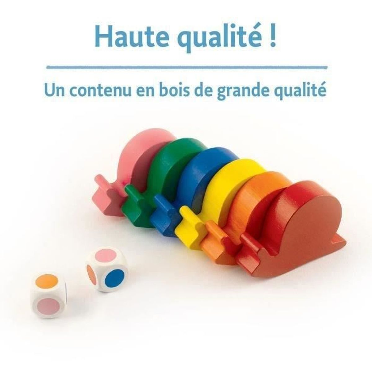 Giocattolo a forma di lumaca di legno colorato con segmenti arcobaleno e due dadi. La lumaca è rossa, arancione, gialla, blu, verde e rosa.