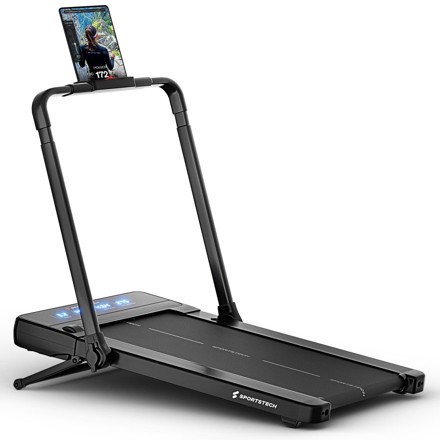 Schwarzes Laufband mit Tablet, das einen Läufer anzeigt. Das Laufband hat ein Display und das SPORTSTECH-Logo. Auf weißem Hintergrund.