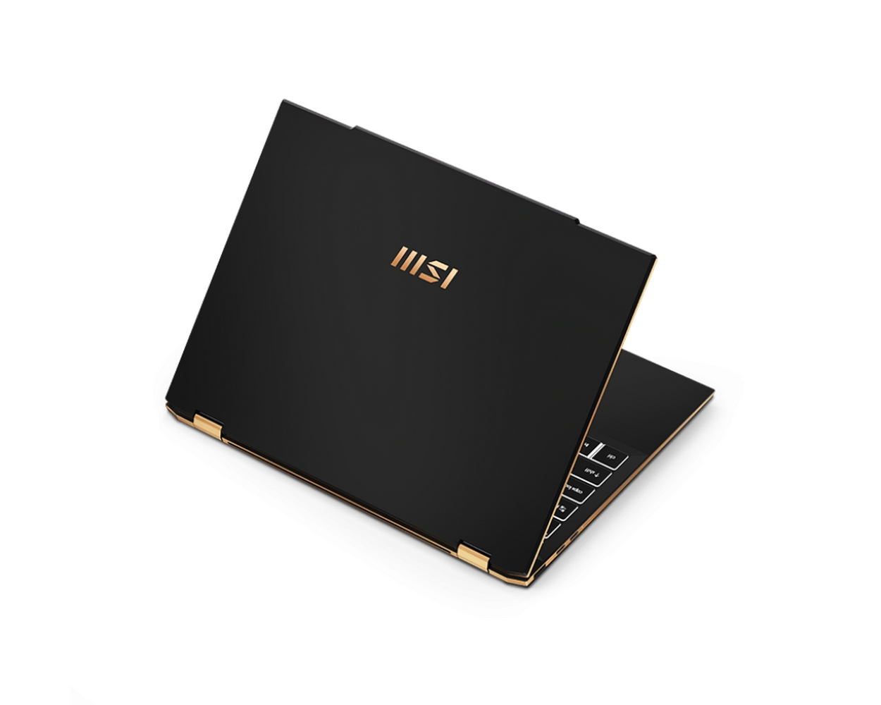 Laptop nero con dettagli dorati, parzialmente aperto. La tastiera è visibile. Il logo MSI è sul coperchio. Sfondo bianco.