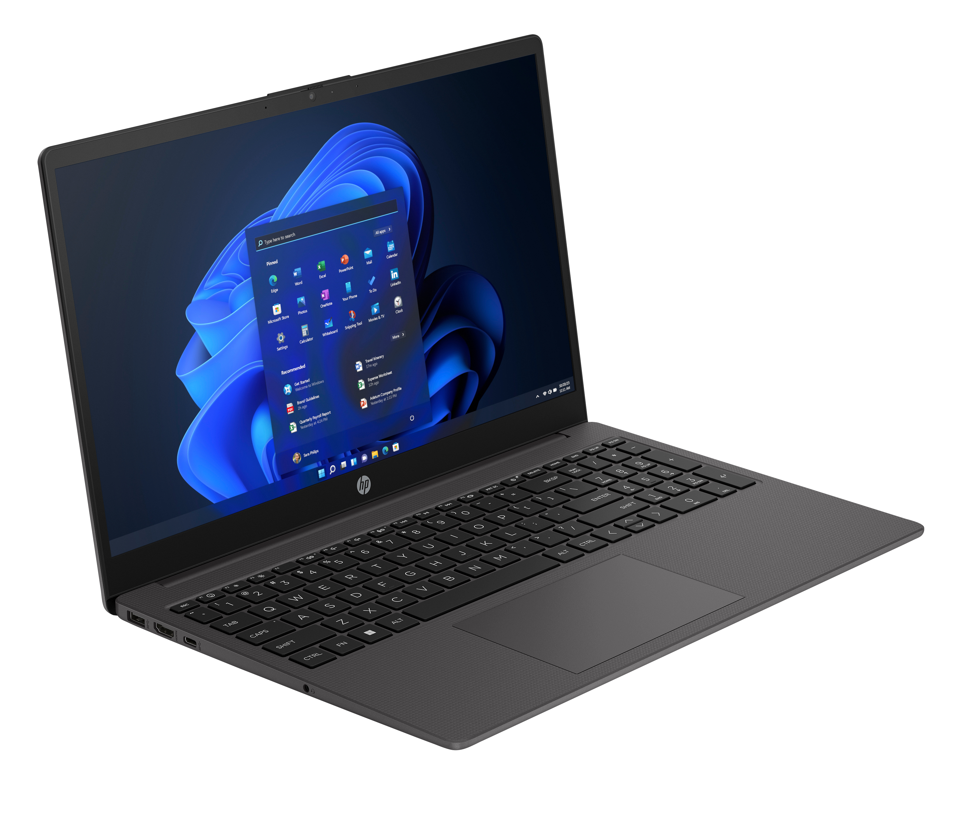 Un laptop HP nero è aperto, mostrando l'interfaccia di Windows 11. La tastiera è visibile e lo schermo mostra le icone delle app.