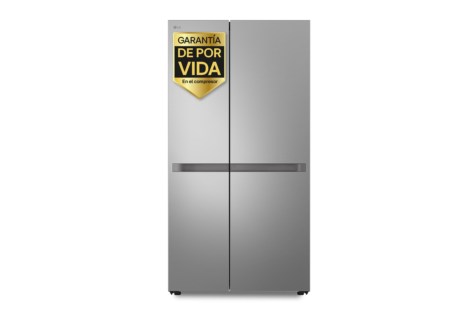 Un refrigerador LG plateado con cuatro puertas. Una pegatina de garantía está presente en la parte superior izquierda.