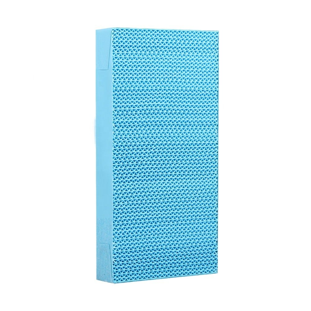 Un oggetto blu rettangolare con una superficie strutturata composta da piccoli motivi triangolari ripetuti. Lo sfondo è bianco.