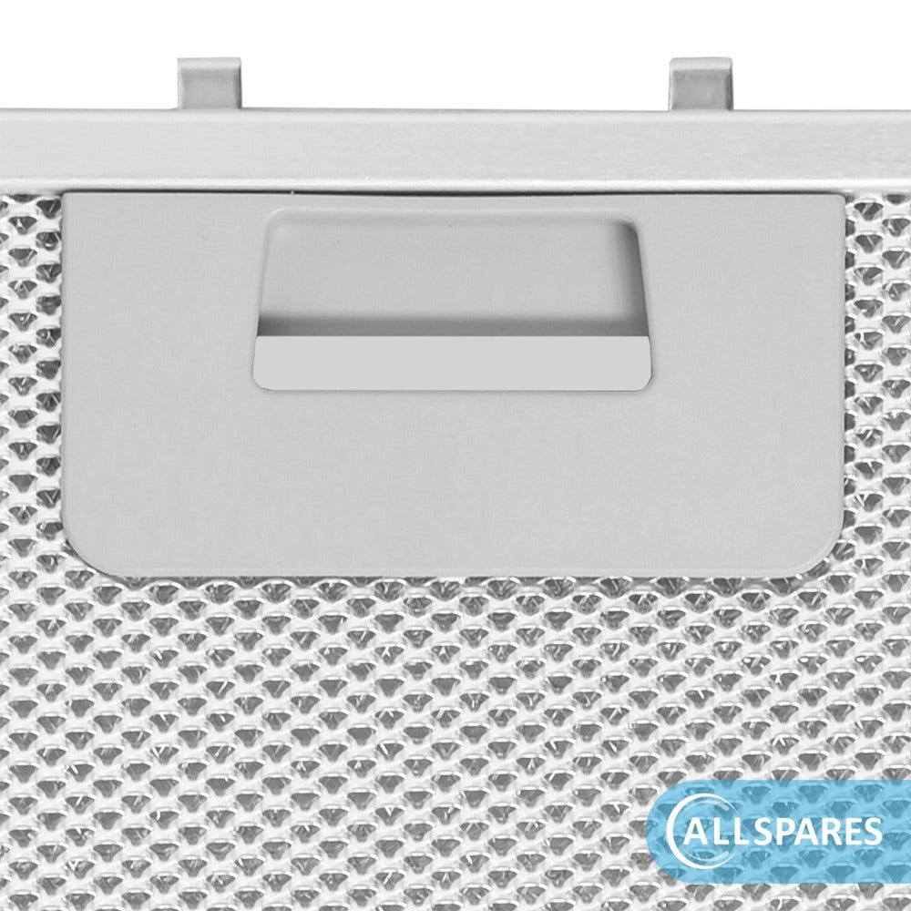 Nahaufnahme eines grauen Küchenfilters mit Griff. Im Hintergrund ist perforiertes Metallgitter zu sehen, sowie das Allspares-Logo.