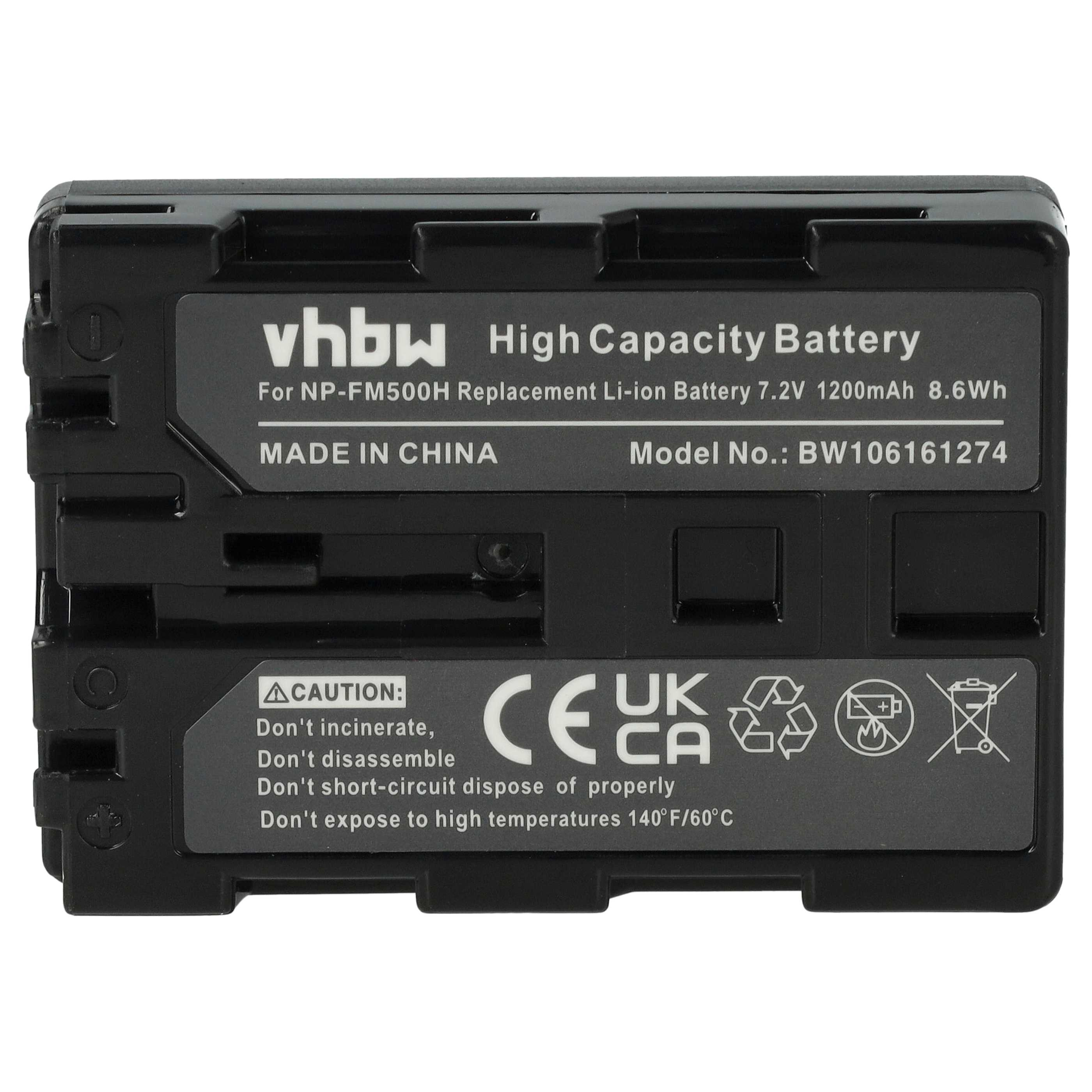 Schwarzer Akku mit weißem Text. Es steht 'vhbw High Capacity Battery' und 'MADE IN CHINA'. Warnhinweise sind ebenfalls enthalten.
